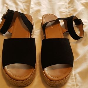 Women's Soda Platform Shoes Size 8.5